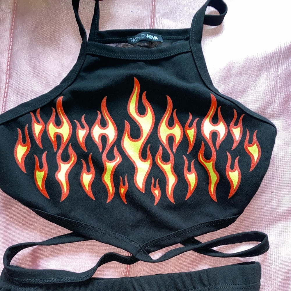 FIRE SET 🔥 - Picture 2 of 3